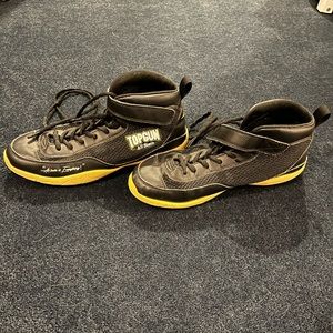 Top Gun practice shoes